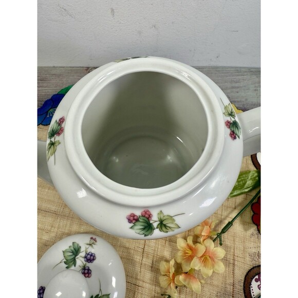 Andrea By Sadek Corona 7” Teapot Pitcher Fruit Design 32 oz Porcelain Japan - Picture 4 of 15